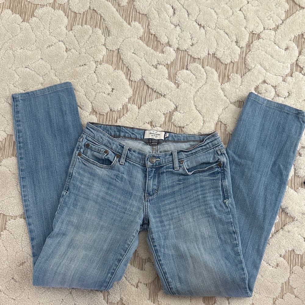 Vintage Y2K Abercrombie low rise Blue Women's Jeans